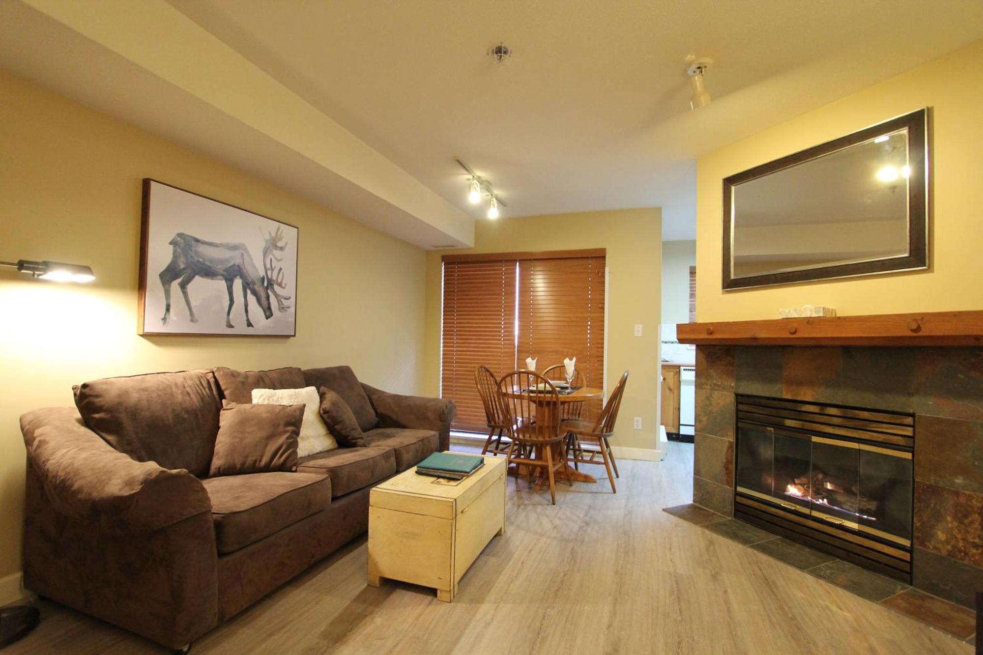 Marketplace Lodge By Whistler Retreats Room photo